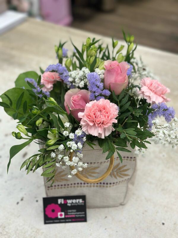Flowers delivered to customer