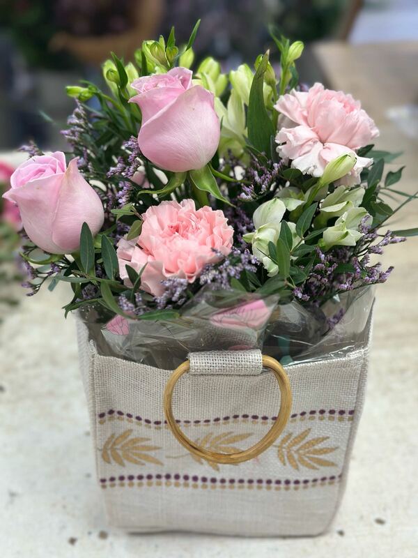 Flowers delivered to customer