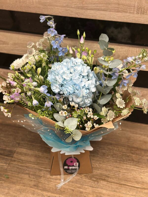 Flowers delivered to customer