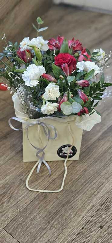Flowers delivered to customer