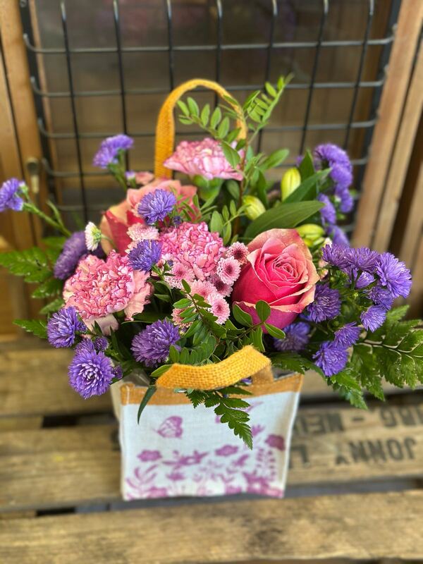 Flowers delivered to customer
