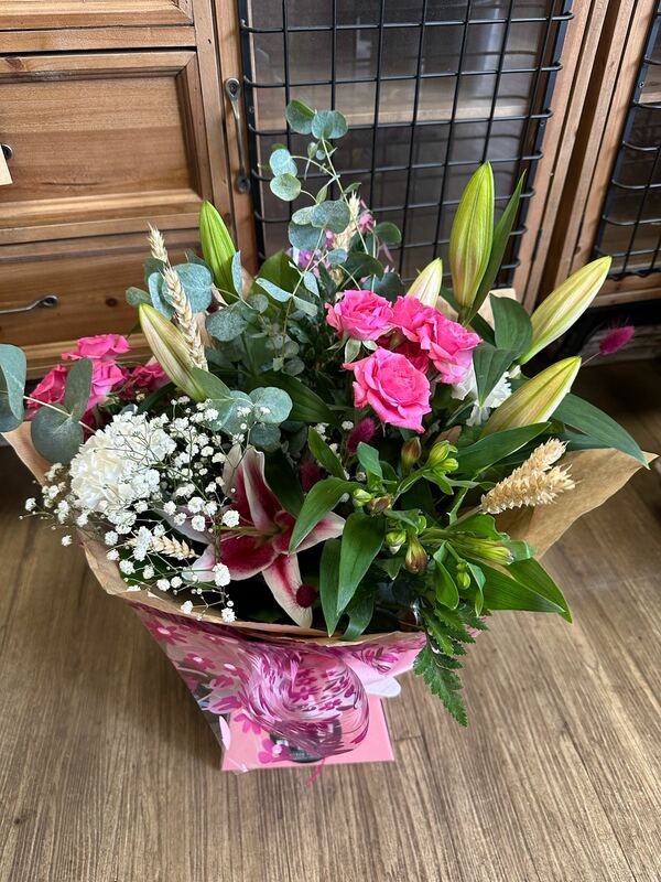 Flowers delivered to customer