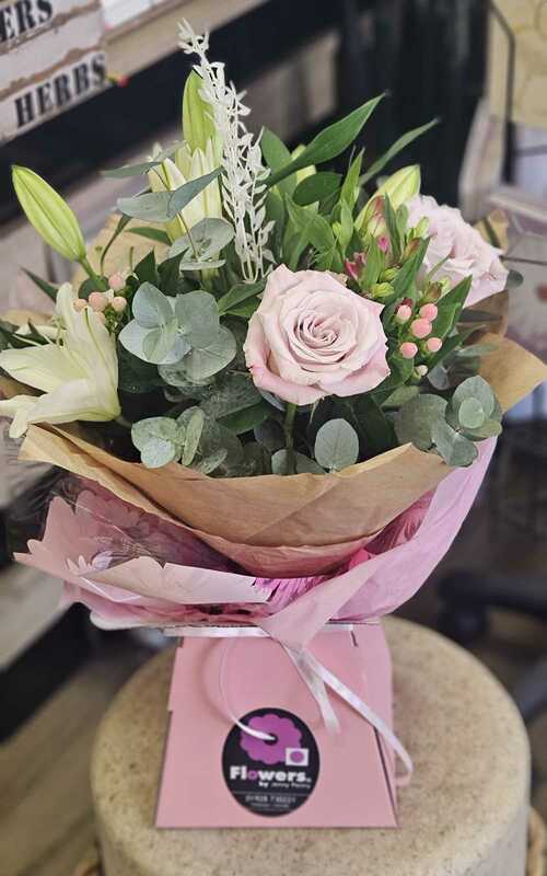 Flowers delivered to customer