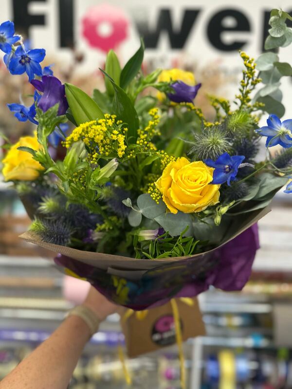 Flowers delivered to customer