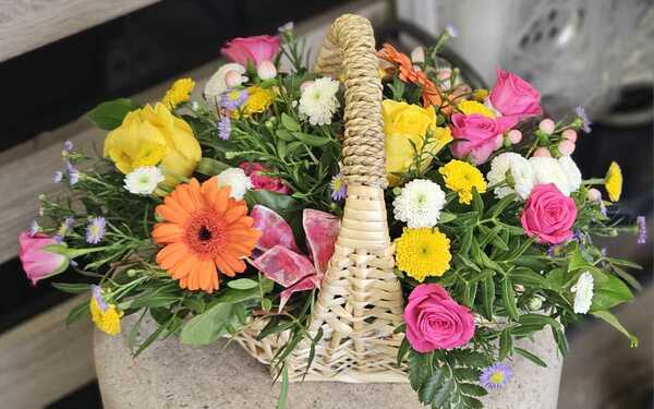 Flowers delivered to customer