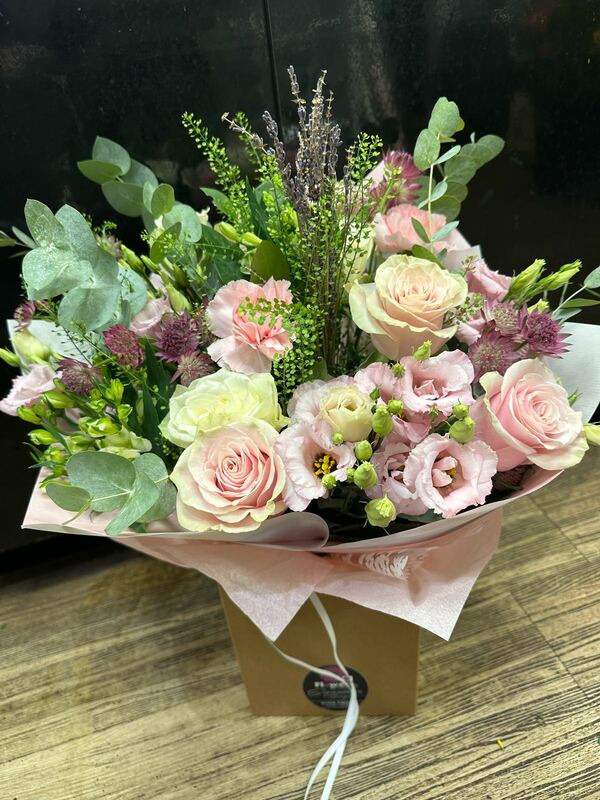 Flowers delivered to customer