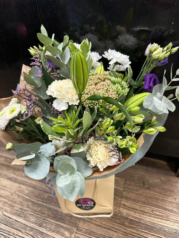 Flowers delivered to customer