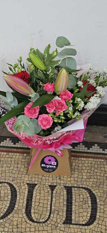 Flowers delivered to customer