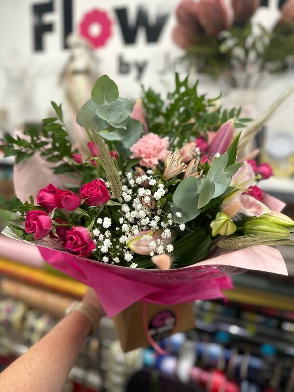 Flowers delivered to customer