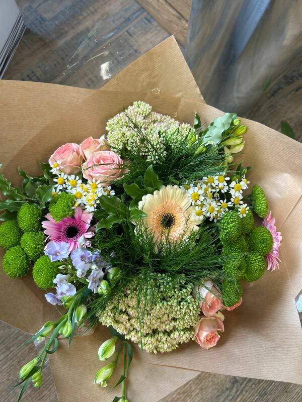 Flowers delivered to customer