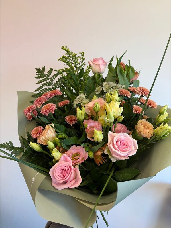 Flowers delivered to customer