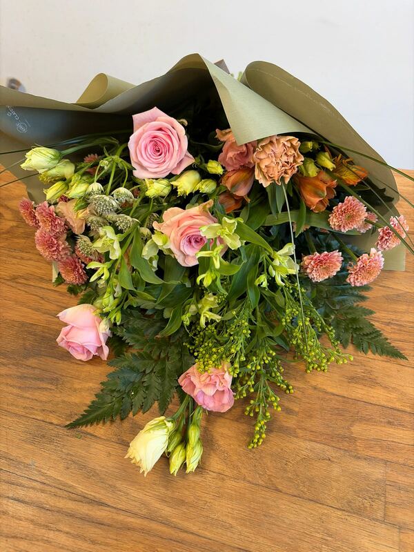 Flowers delivered to customer