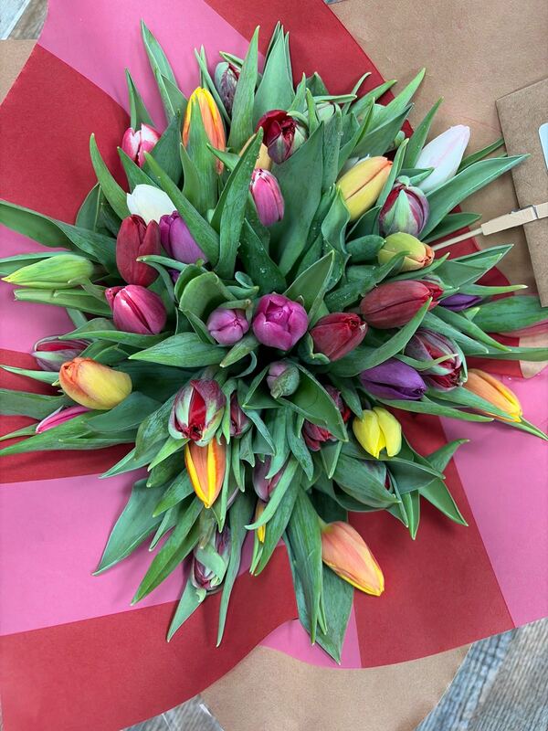 Flowers delivered to customer