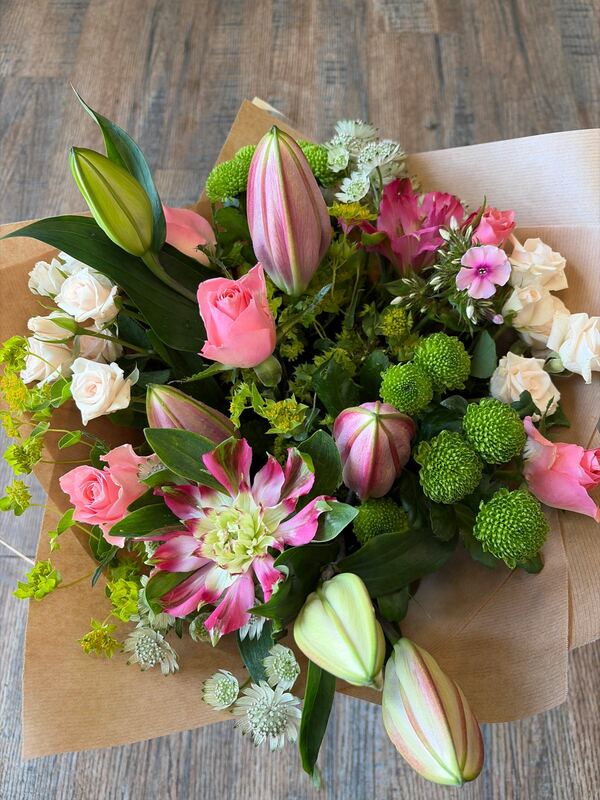 Flowers delivered to customer