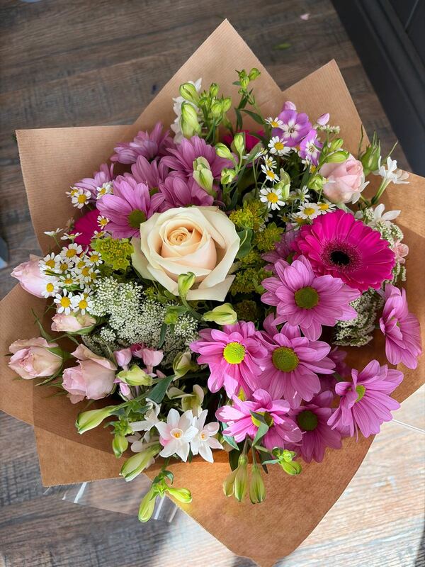 Flowers delivered to customer