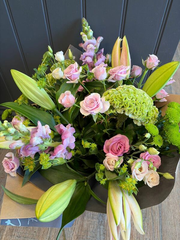 Flowers delivered to customer