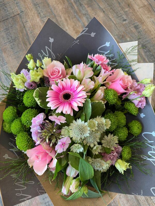 Flowers delivered to customer