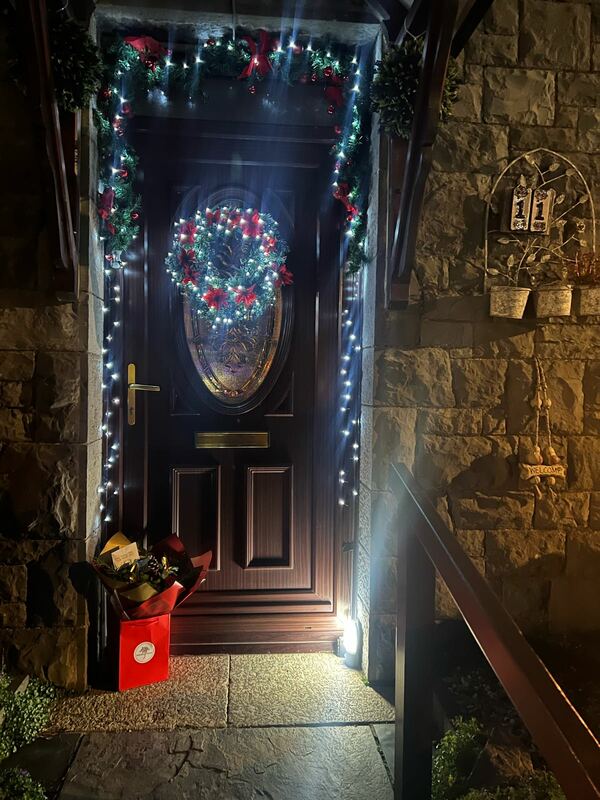 Flowers delivered to customer