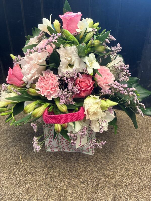 Flowers delivered to customer