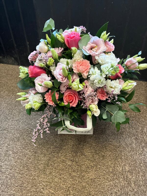 Flowers delivered to customer
