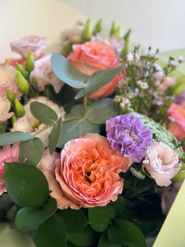 Flowers delivered to customer