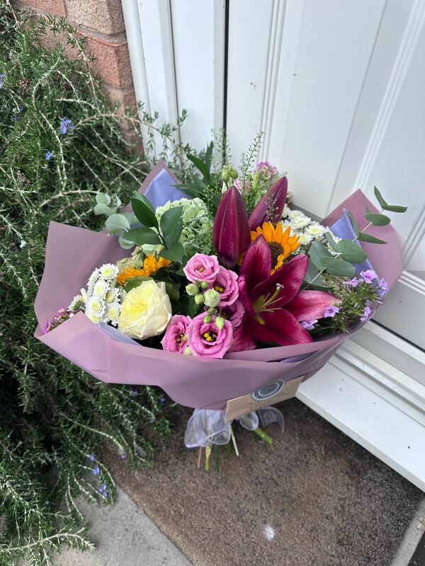 Flowers delivered to customer