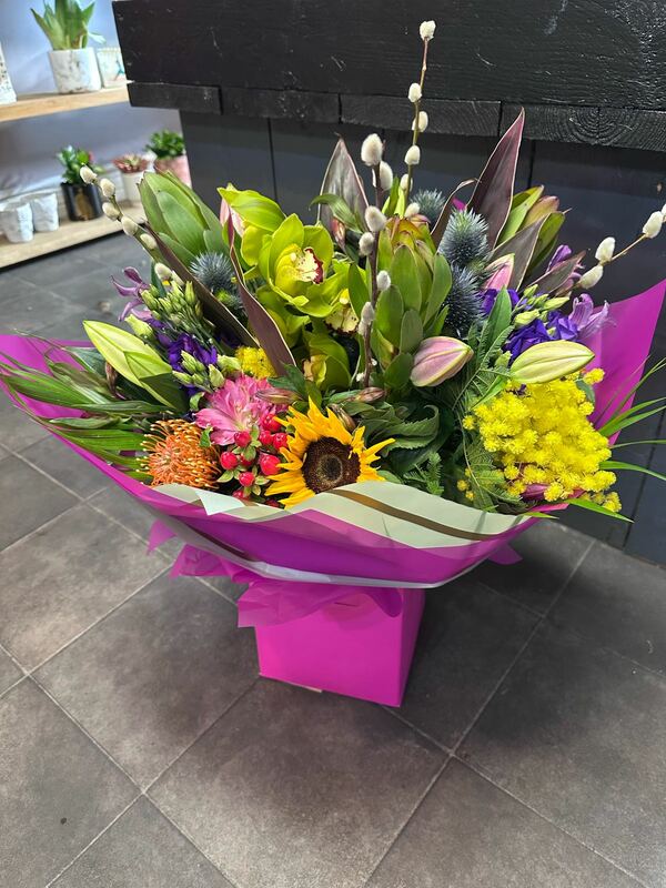 Flowers delivered to customer