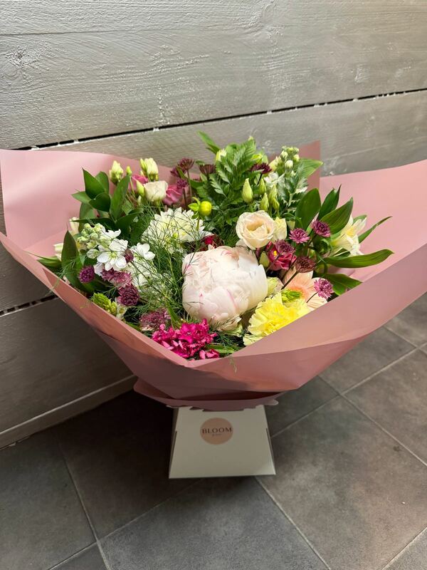 Flowers delivered to customer