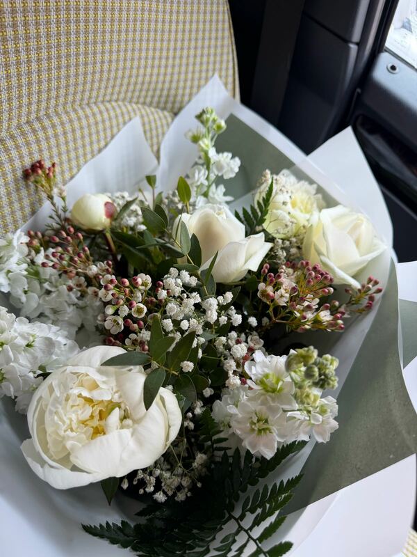 Flowers delivered to customer
