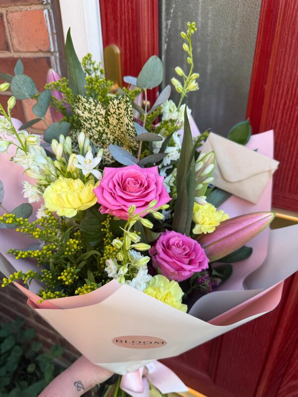Flowers delivered to customer