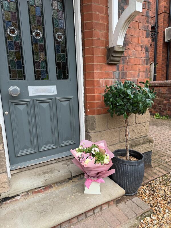 Flowers delivered to customer