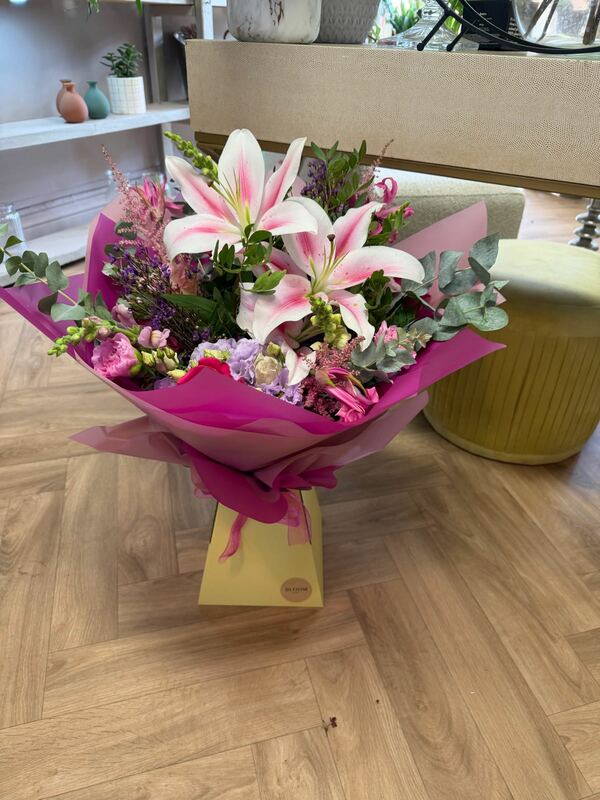 Flowers delivered to customer