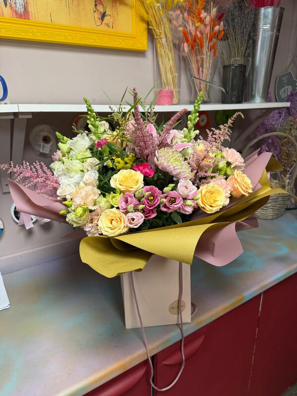 Flowers delivered to customer