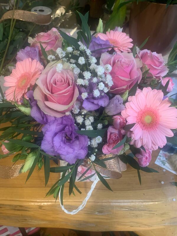 Flowers delivered to customer