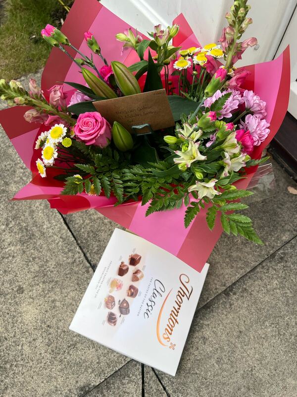 Flowers delivered to customer