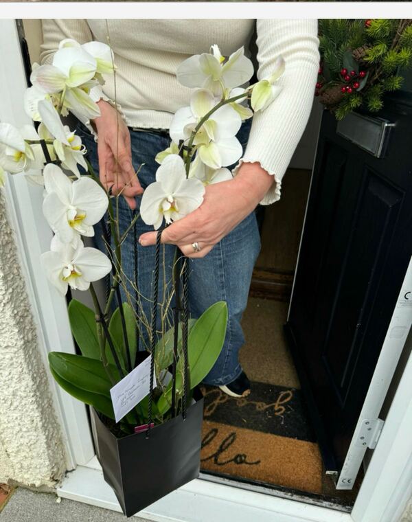 Flowers delivered to customer