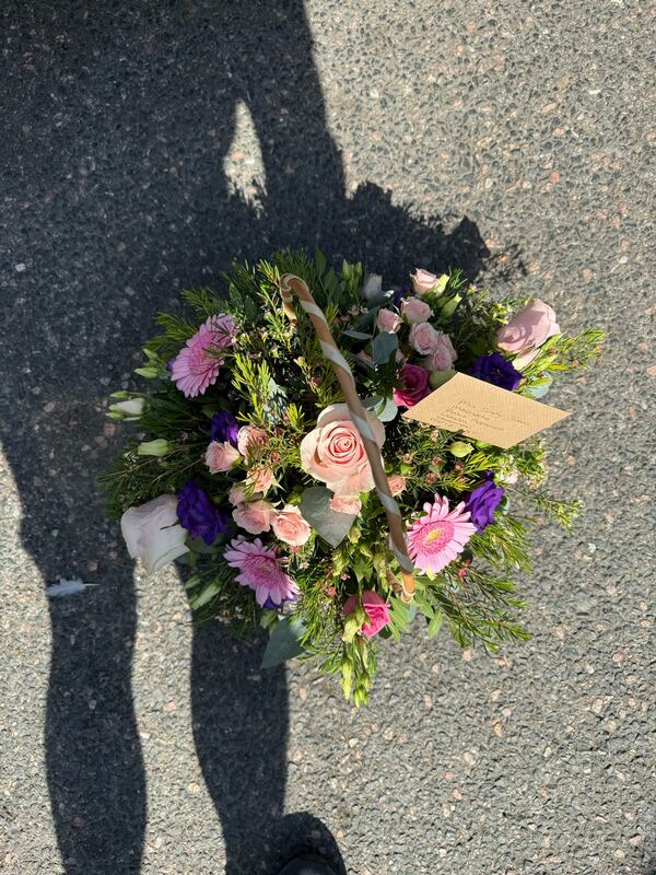 Flowers delivered to customer
