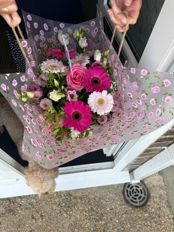 Flowers delivered to customer