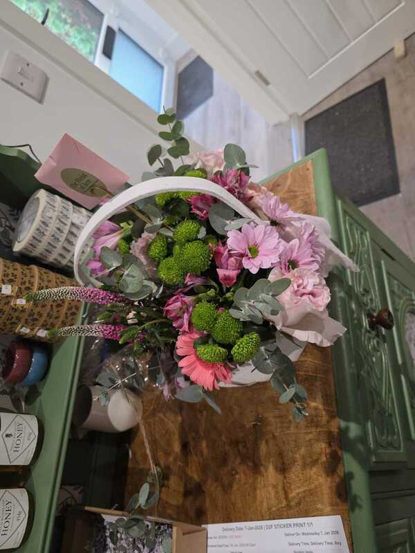 Flowers delivered to customer
