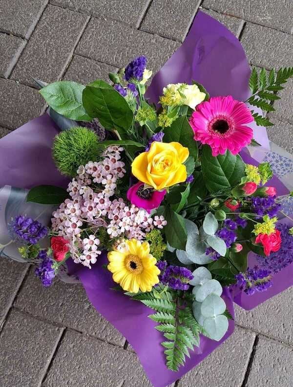 Flowers delivered to customer