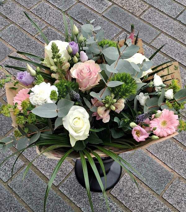 Flowers delivered to customer