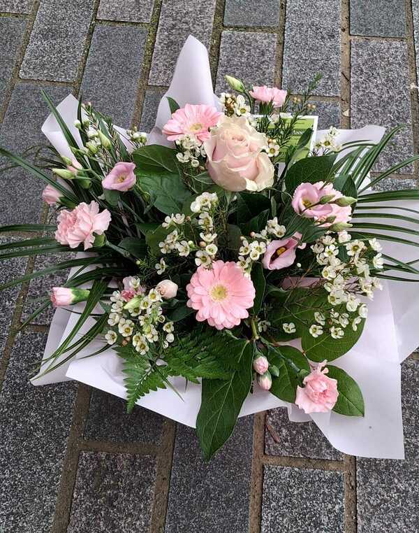 Flowers delivered to customer