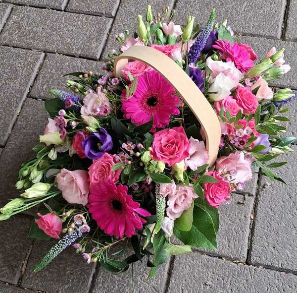 Flowers delivered to customer