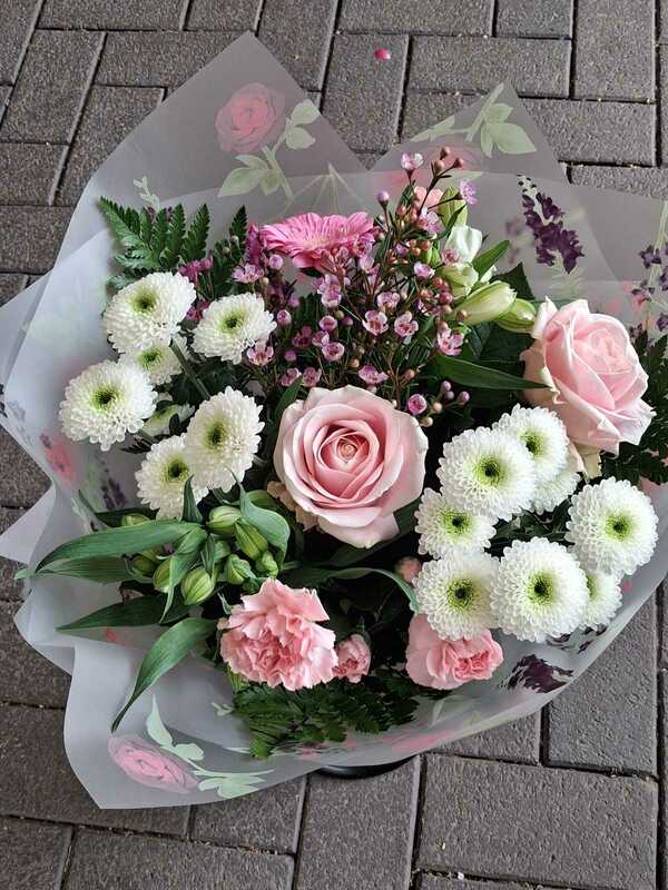 Flowers delivered to customer