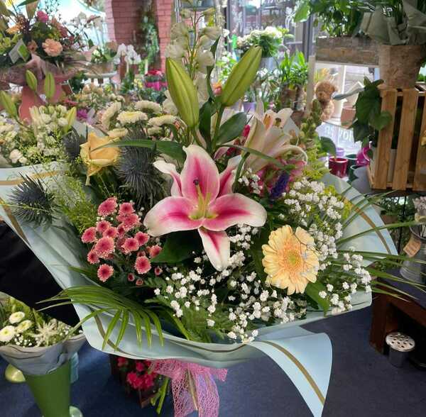 Flowers delivered to customer