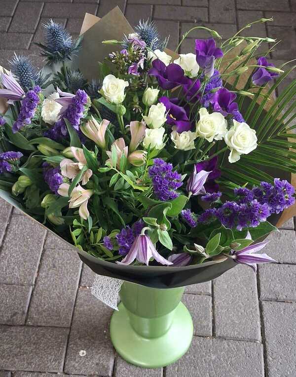 Flowers delivered to customer
