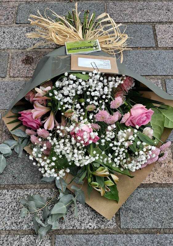 Flowers delivered to customer