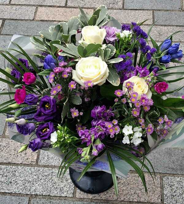 Flowers delivered to customer