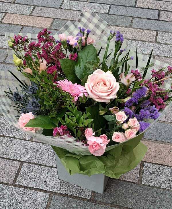 Flowers delivered to customer