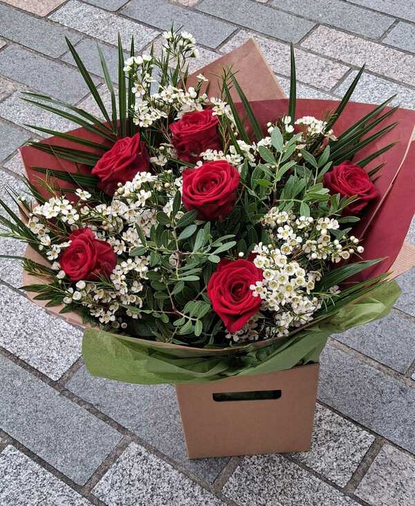 Flowers delivered to customer